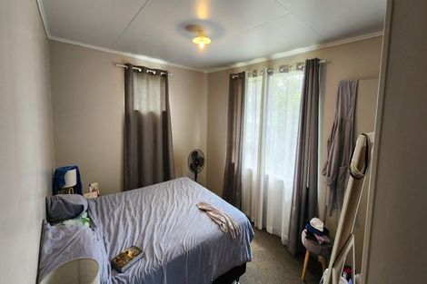 Photo of property in 21 Shearwater Street, One Tree Point, 0118