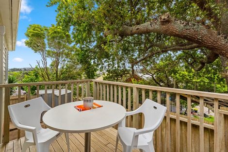 Photo of property in 23d Jelas Road, Red Beach, 0932