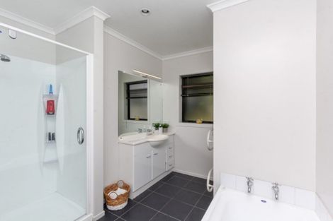 Photo of property in 29 Dillon Drive, Bell Block, New Plymouth, 4312