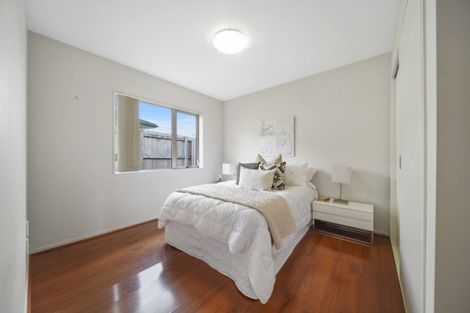 Photo of property in 7 John Broad Place, Flat Bush, Auckland, 2019