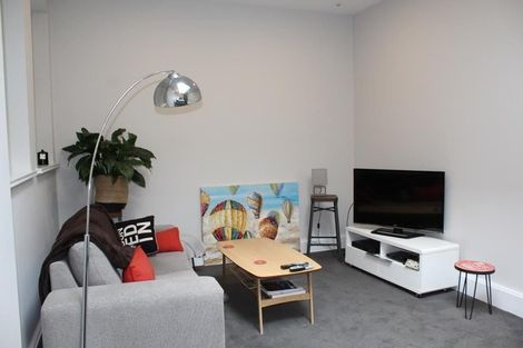 Photo of property in 30 Dowling Street, Dunedin Central, Dunedin, 9016