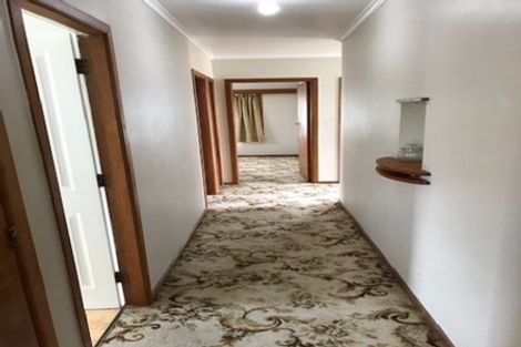 Photo of property in 32 Regent Street, Papatoetoe, Auckland, 2025