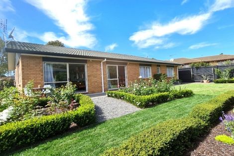 Photo of property in 47 Crawford Avenue, Mangere Bridge, Auckland, 2022