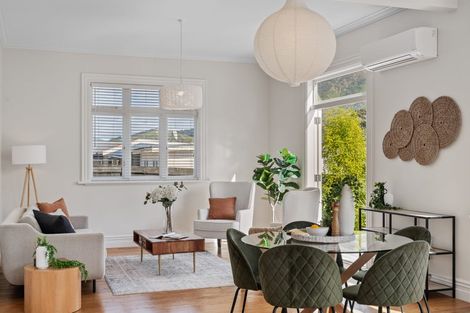 Photo of property in 95b Waikawa Road, Picton, 7220