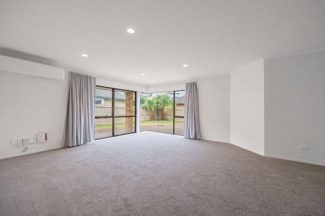 Photo of property in 119 Burswood Drive, Burswood, Auckland, 2013