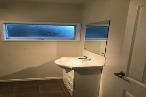 Photo of property in 1/691a East Coast Road, Browns Bay, Auckland, 0630