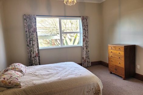 Photo of property in 2 Rolleston Street, Watlington, Timaru, 7910
