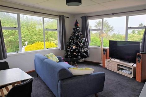 Photo of property in 5 Kowhai Place, Eltham, 4322