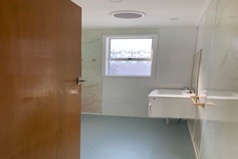 Photo of property in 41 Parrs Cross Road, Henderson, Auckland, 0612