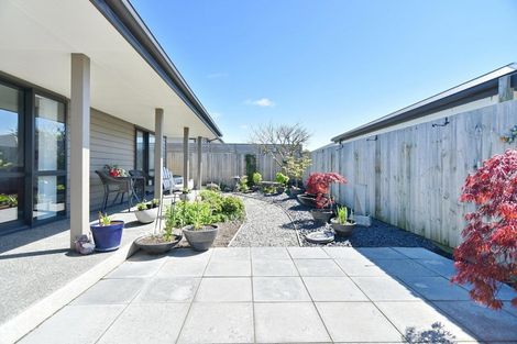 Photo of property in 3a Lindis Lane, New Brighton, Christchurch, 8083