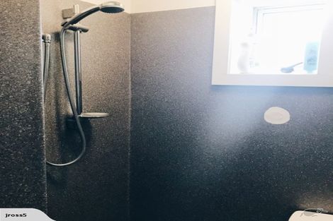 Photo of property in 16 London Street, Aramoho, Whanganui, 4500