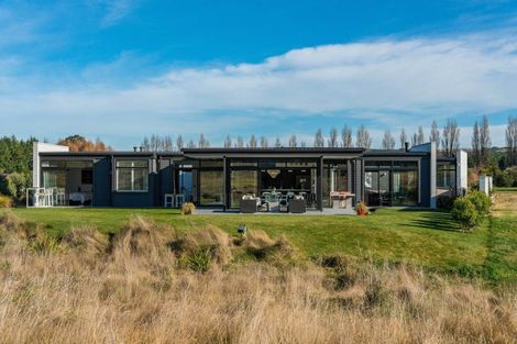 Photo of property in 16 The Fairways, Kinloch, Taupo, 3377