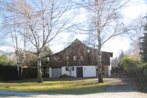 Photo of property in 10 Beaumont Street, Wanaka, 9305