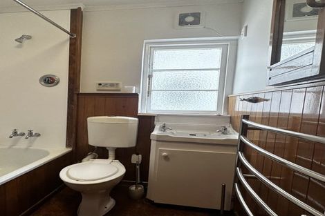 Photo of property in San Marino Apartments, 4/4 Oak Park Avenue, Te Aro, Wellington, 6011
