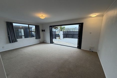 Photo of property in 419 Maunganui Road, Mount Maunganui, 3116
