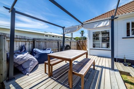 Photo of property in 28 Garrison Street, Carterton, 5713