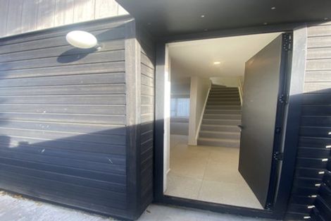 Photo of property in 17c Cuba Street, Petone, Lower Hutt, 5012