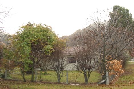 Photo of property in 27 Caernarvon Street, Arrowtown, 9302