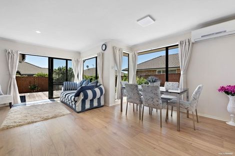 Photo of property in 213 Kilkenny Drive, East Tamaki Heights, Auckland, 2016