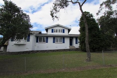Photo of property in 36 Commodore Drive, Lynfield, Auckland, 1042