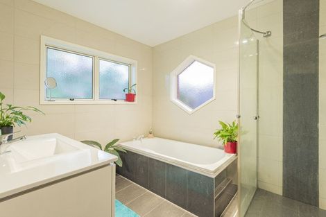 Photo of property in 2/81 Whau Valley Road, Whau Valley, Whangarei, 0112