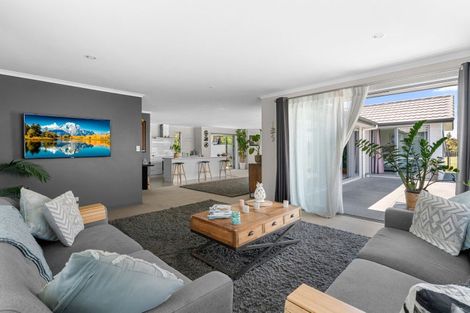 Photo of property in 70 Jack Boyd Drive, Mangawhai Heads, Kaiwaka, 0573