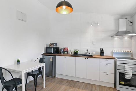 Photo of property in 4/8 Elizabeth Street, Victoria, Rotorua, 3010