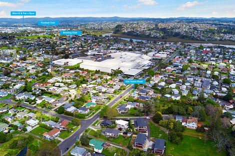 Photo of property in 42a Totara Road, Te Atatu Peninsula, Auckland, 0610