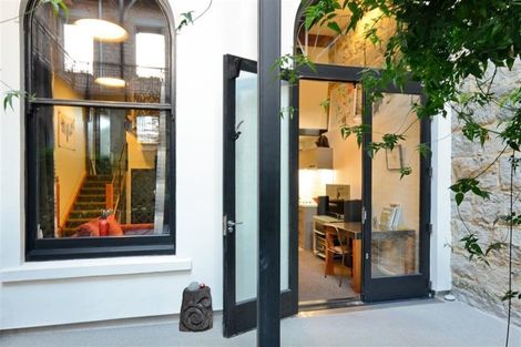 Photo of property in 3/5 Jetty Street, Dunedin Central, Dunedin, 9016