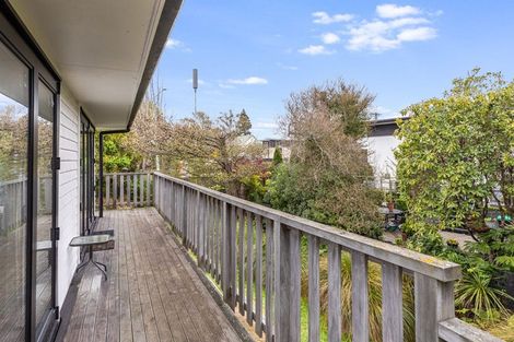 Photo of property in 402 Ilam Road, Bryndwr, Christchurch, 8053