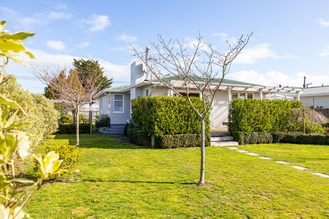 Photo of property in 50 Wyndham Street, Carterton, 5713