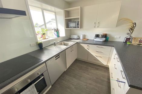 Photo of property in 32 Arthur Street, Upper Riccarton, Christchurch, 8041