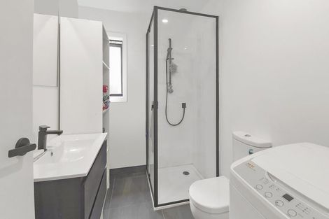 Photo of property in 38 Hawkhurst Road, Lyttelton, 8082