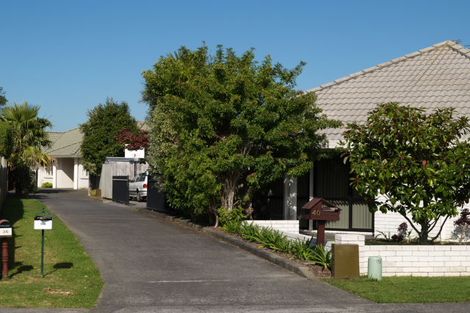 Photo of property in 36 Matterhorn Crescent, Northpark, Auckland, 2013