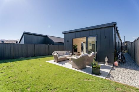 Photo of property in 13 Bragato Way, Cromwell, 9310