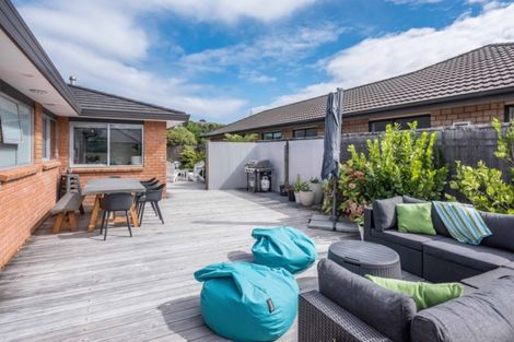 Photo of property in 33 Campion Road, Waikanae Beach, Waikanae, 5036