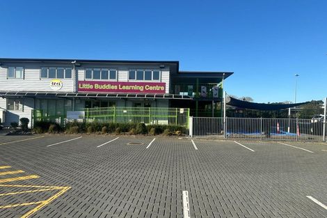 Photo of property in 56-58 Somerset Road, Mount Roskill, Auckland, 1041