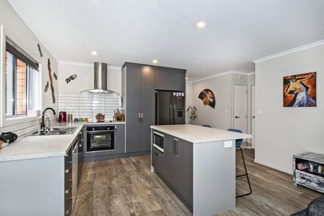 Photo of property in 13 Vintage Lane, Kauri, 0185