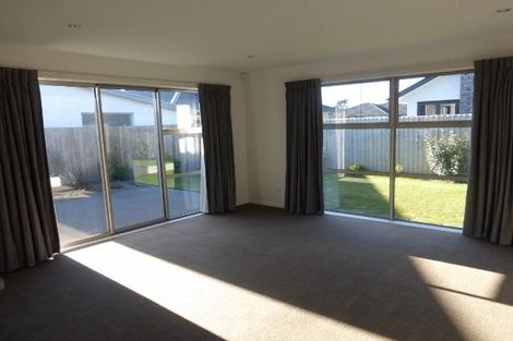 Photo of property in 5 Josephine Crescent, Aidanfield, Christchurch, 8025