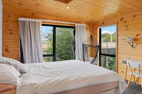 Photo of property in 18 Pembroke Street, Avondale, Christchurch, 8061