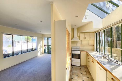 Photo of property in 6 Eagle Street, Karori, Wellington, 6012