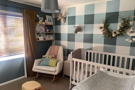 Photo of property in 23 Te Whiti Grove, Korokoro, Lower Hutt, 5012