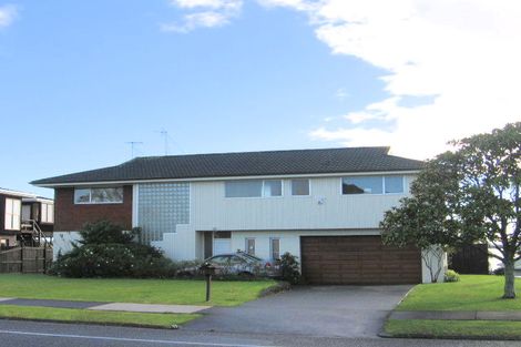 Photo of property in 52 Bramley Drive, Farm Cove, Auckland, 2012