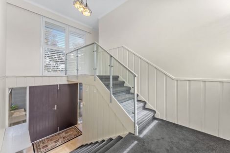 Photo of property in 1a Muritai Road, Milford, Auckland, 0620