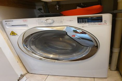 Photo of property in Terrace Garden Apartments, 2e/120 The Terrace, Wellington Central, Wellington, 6011