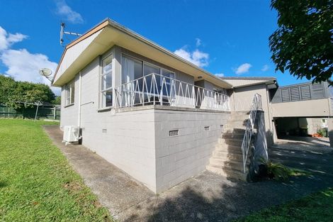 Photo of property in 3/68 Takutai Avenue, Half Moon Bay, Auckland, 2012