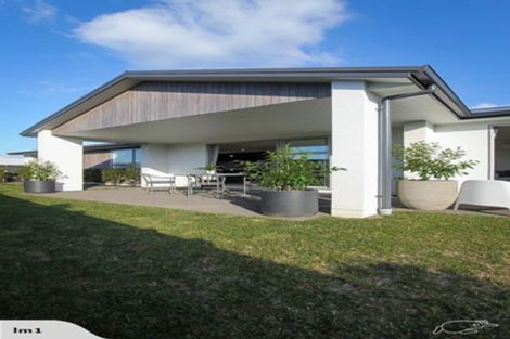 Photo of property in 54 Penetaka Heights, Pyes Pa, Tauranga, 3112