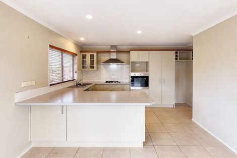 Photo of property in 55a Cambridge Terrace, Papatoetoe, Auckland, 2025