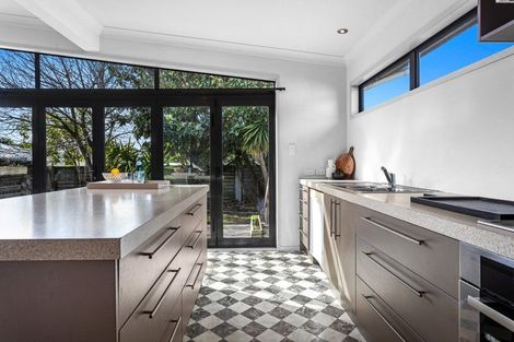 Photo of property in 12 Hinemoa Street, Whakatane, 3120