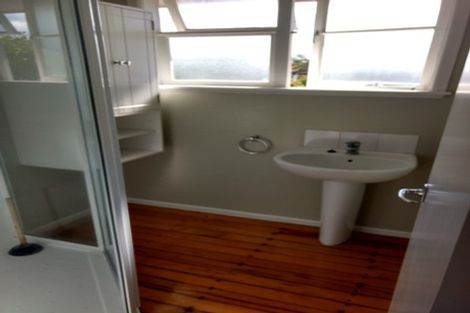 Photo of property in 5 Kaweka Street, New Lynn, Auckland, 0600